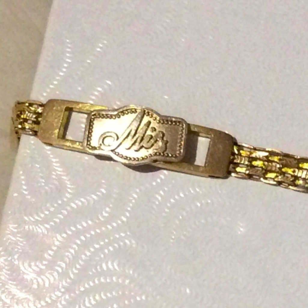 14k Vintage Quince Bracelet